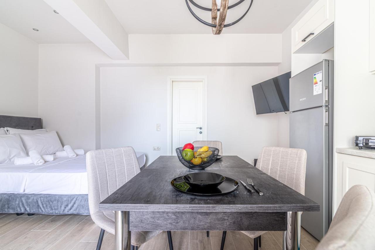 Elegant Suite 1 Near The Beach Gazi 외부 사진