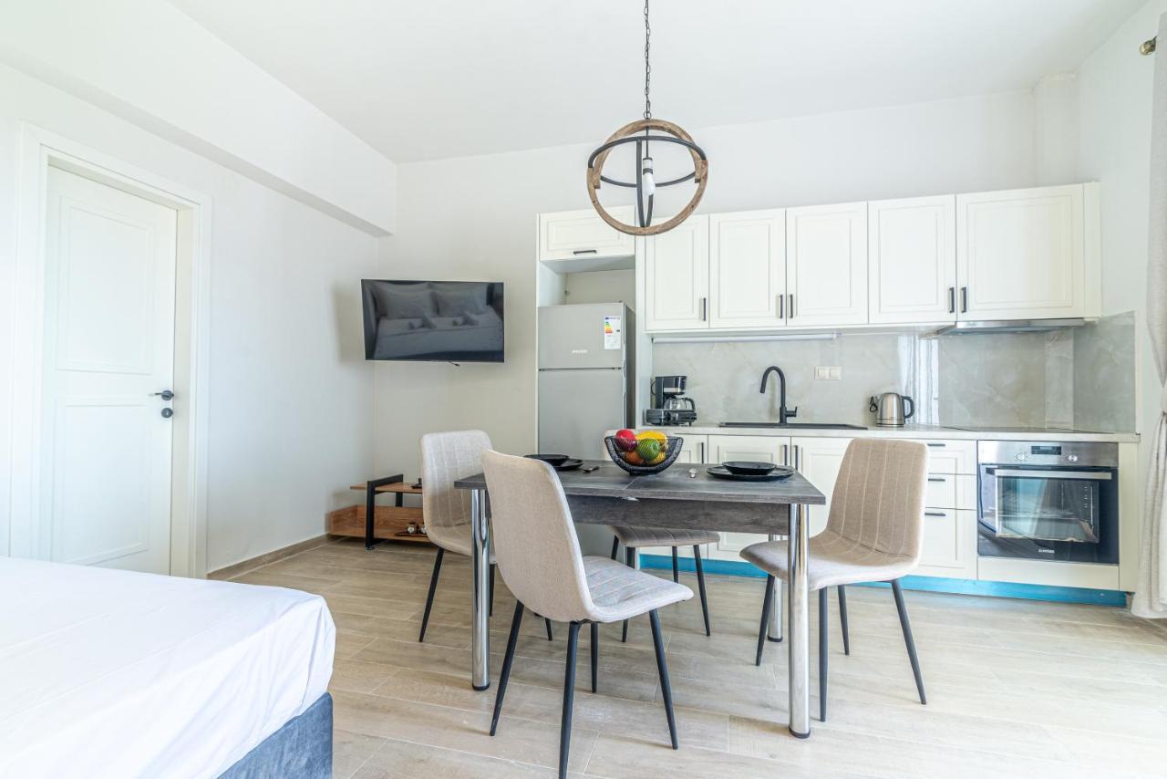 Elegant Suite 1 Near The Beach Gazi 외부 사진