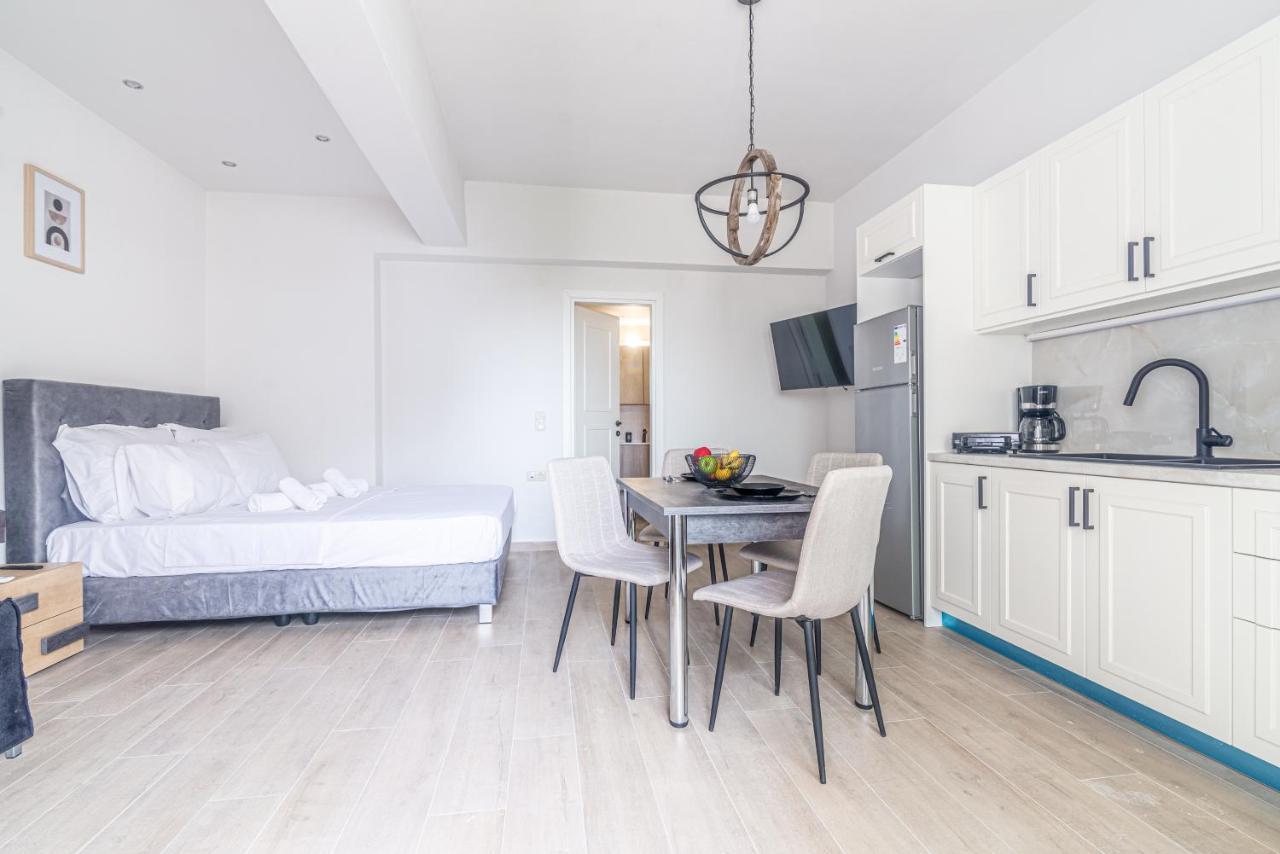 Elegant Suite 1 Near The Beach Gazi 외부 사진