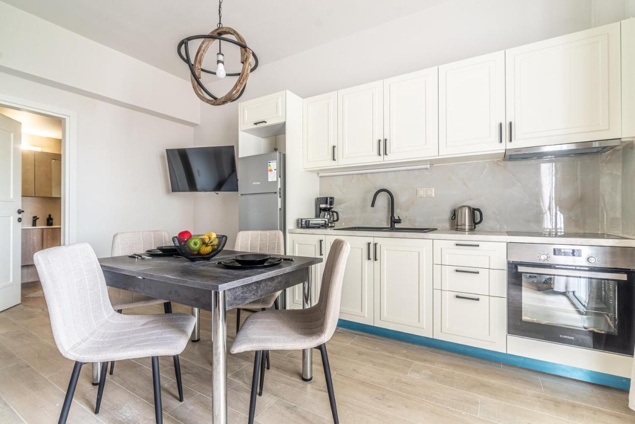 Elegant Suite 1 Near The Beach Gazi 외부 사진